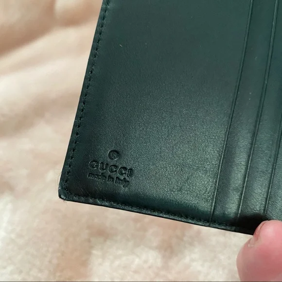 Gucci Short Wallet - Picture 9 of 11